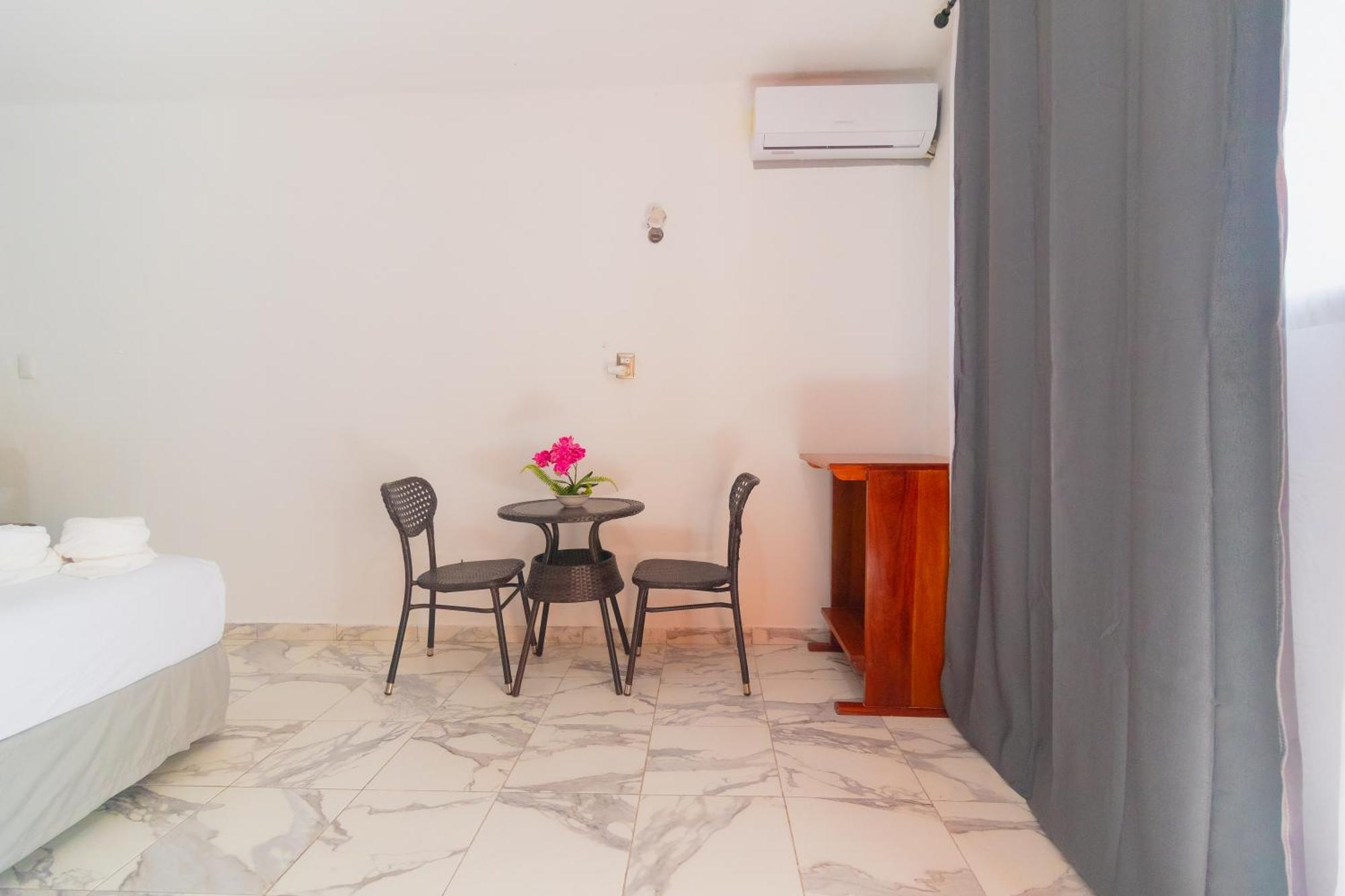 Aknakam Boutique Hotel *